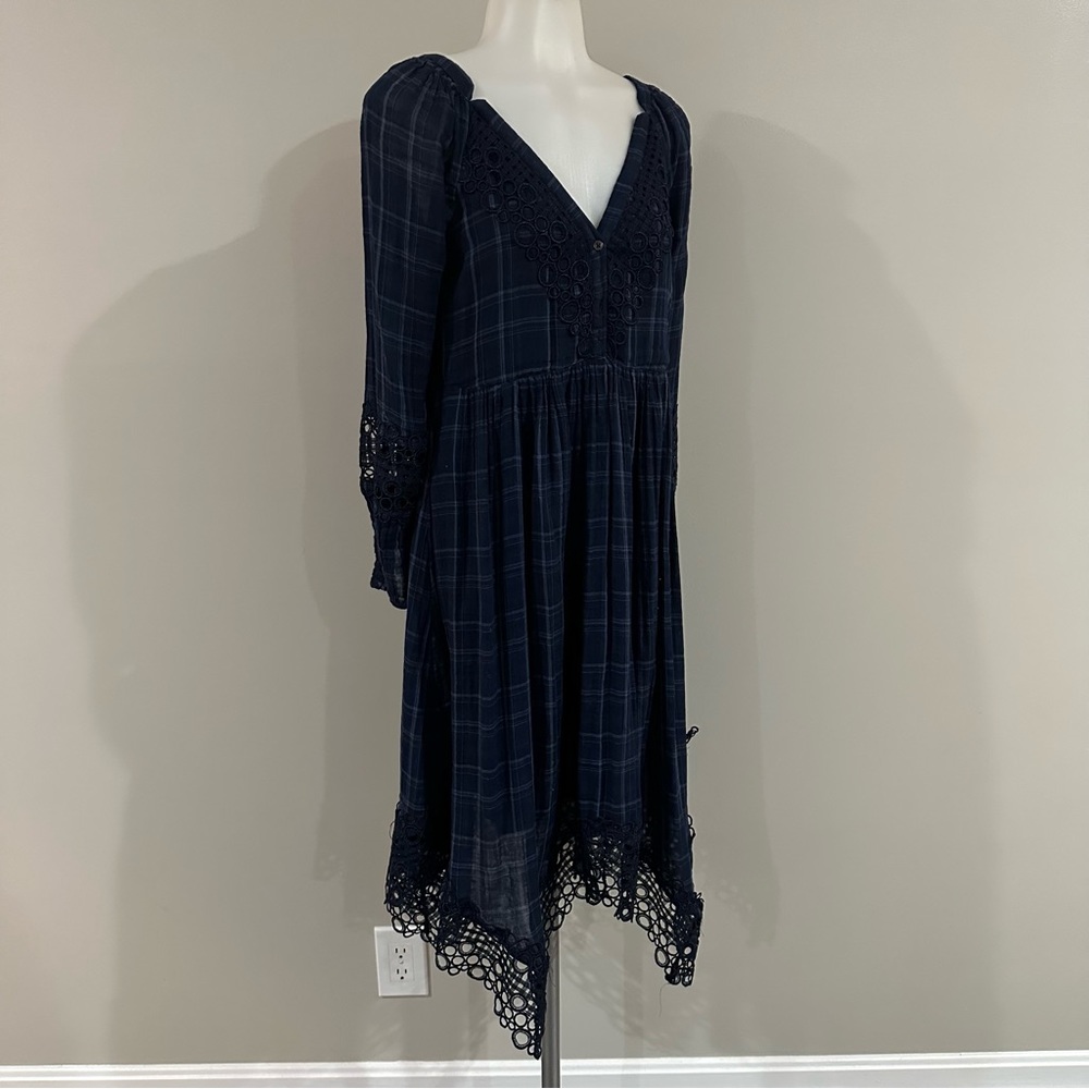Anthropologie Plaid Kerchief Dress by Akemi + Kin Navy Size 6 - Picture 3 of 9